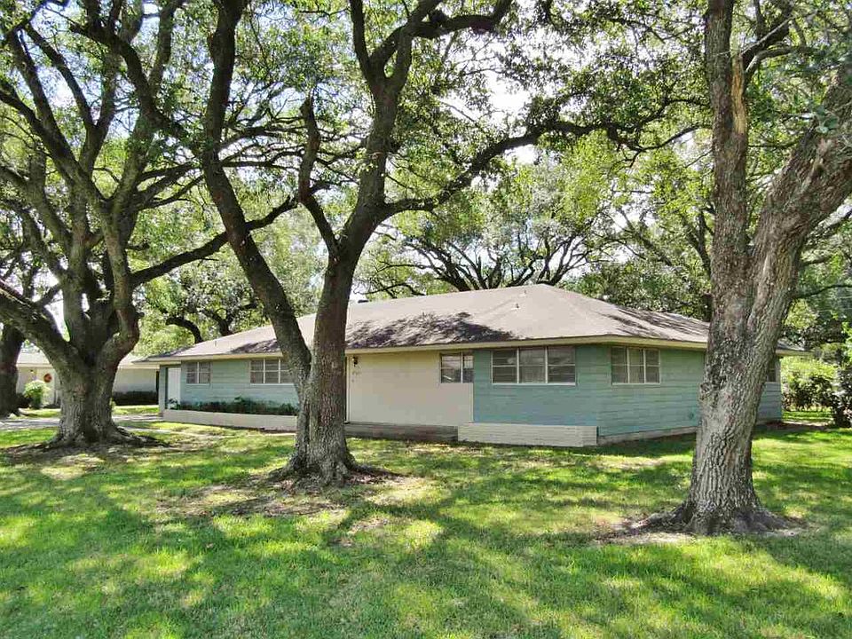 1st image of 2549 Crescent Dr