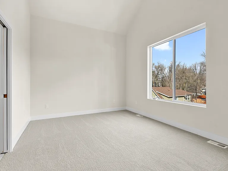 25 Noyer Ct — Photo 17
