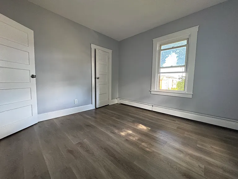 62 Lawlor St #2RB — Photo 4