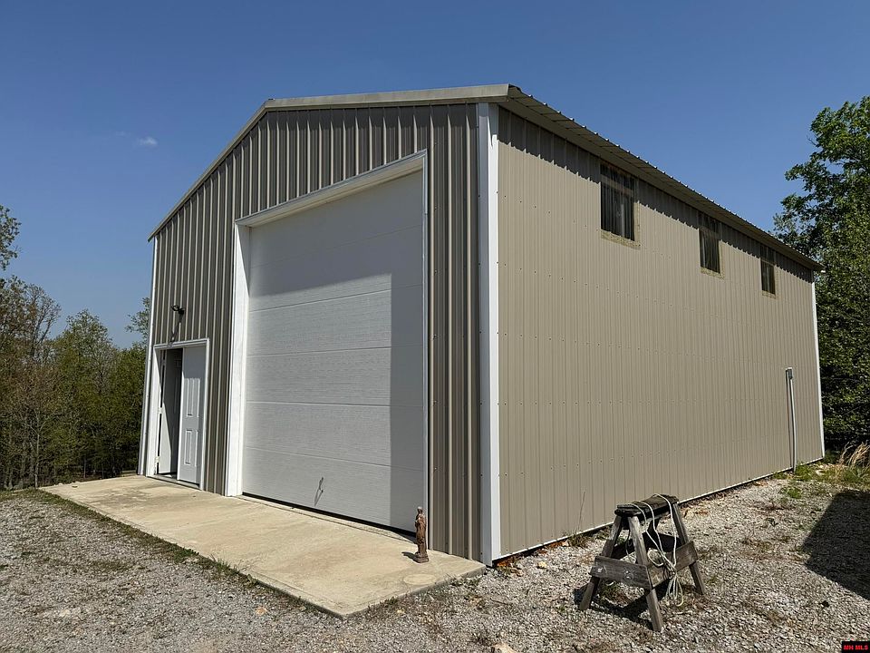 2nd image of 331 Mayblossom Pl