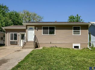 4021 N 10th St, Lincoln, NE 68521