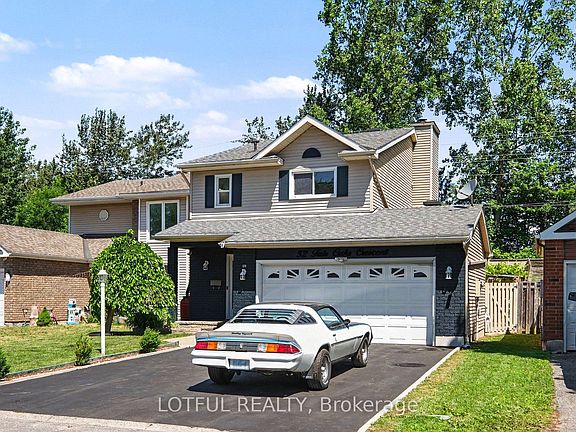 3rd image of 52 Fair Oaks Cres
