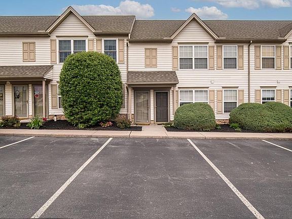 2nd image of 452B Buttonwood Ln