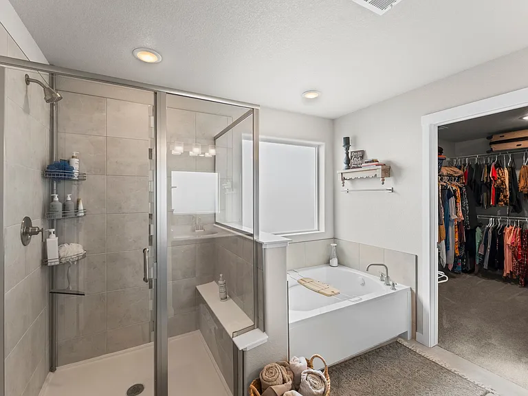 5204 Roundhouse Dr — Photo 34