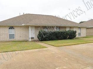 1600 Medina Dr, College Station, TX 77840