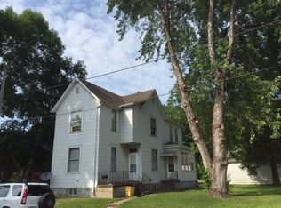 2702 Elm St, Dubuque, IA 52001