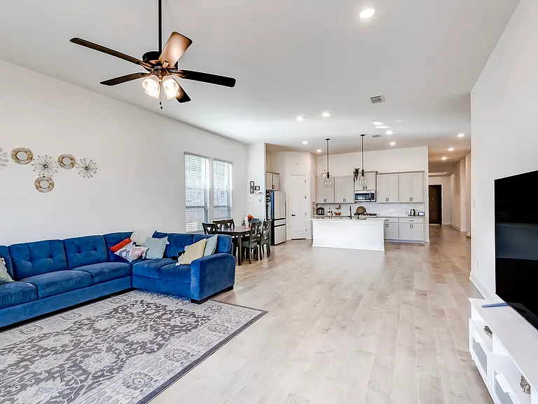 2824 Stone Branch Dr — Photo 18