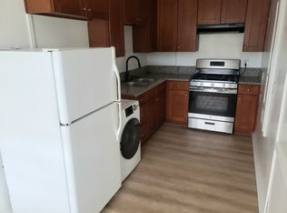 6846 W Camrose Dr, Los Angeles, CA 90028