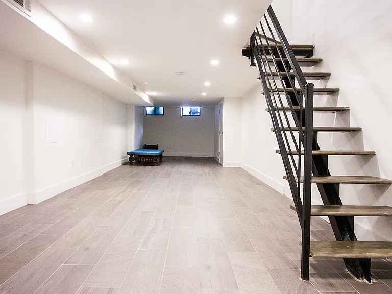 2025 Grove St #1L — Photo 12