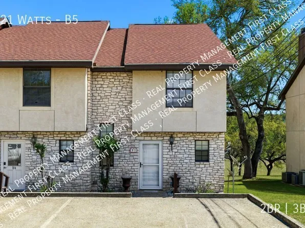 421 Watts Ln Unit B5, Canyon Lake, TX 78133