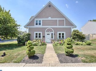 228 Maplewood Dr, Pottstown, PA