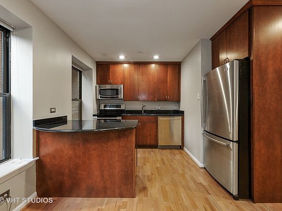 4th image of 5646 N Kenmore Ave APT 2E
