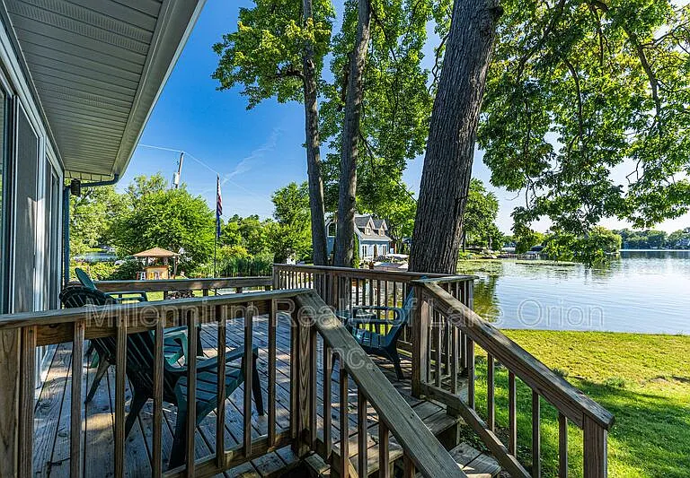 391 Shady Oaks St — Photo 4