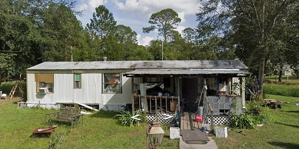 1st image of 913 Sweat St