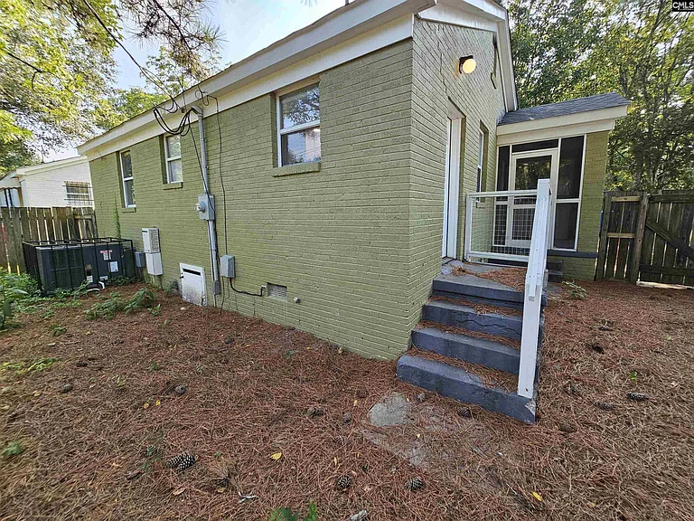 802 S Kilbourne Rd — Photo 16