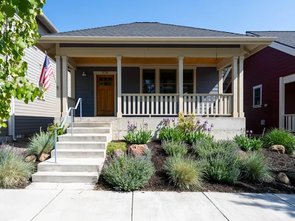 918 E Black Butte Ave, Sisters, OR 97759