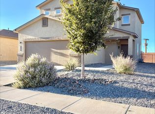 19 Hermanos Loop, Los Lunas, NM 87031