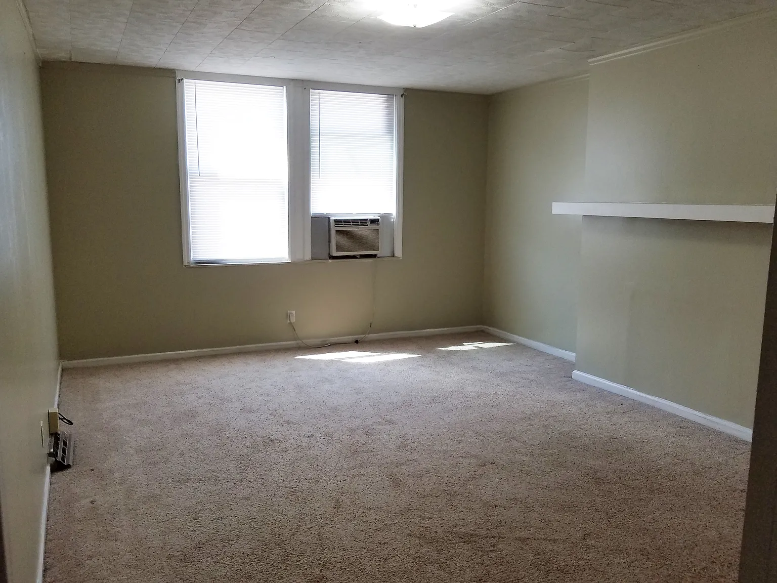2 bed, 900 sqft, $750 — Photo 4