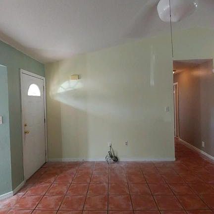 4th image of 139 Richardson St SE