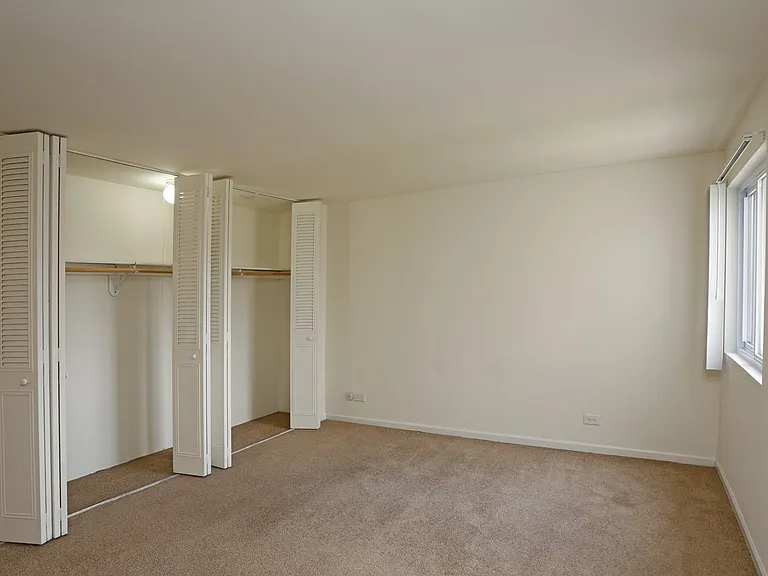 871 Burnham Dr — Photo 9