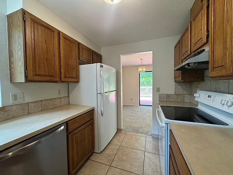 4208 31st Avenue Ct — Photo 11