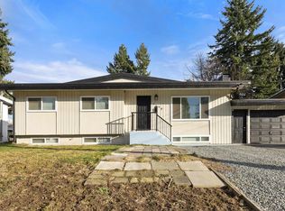 2098 Beaver St, Abbotsford, BC V2T 3C6