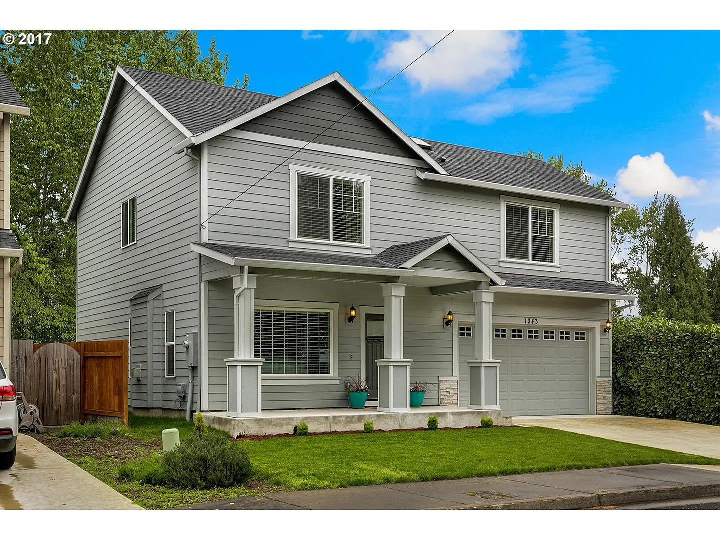 1043 NE Faloma Rd photo 1