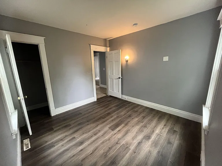 121 Minnesota Ave #1 — Photo 6