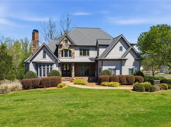 127 Village Creek Dr, Jasper, GA 30143