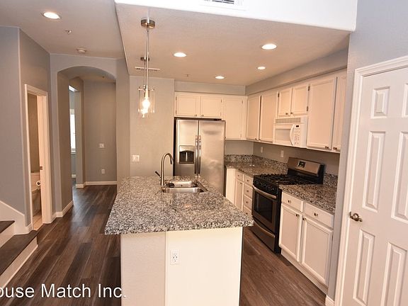 3rd image of 26331 Arboretum Way Unit 602