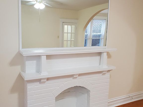 Decorative Fireplace with mirror in the front room
