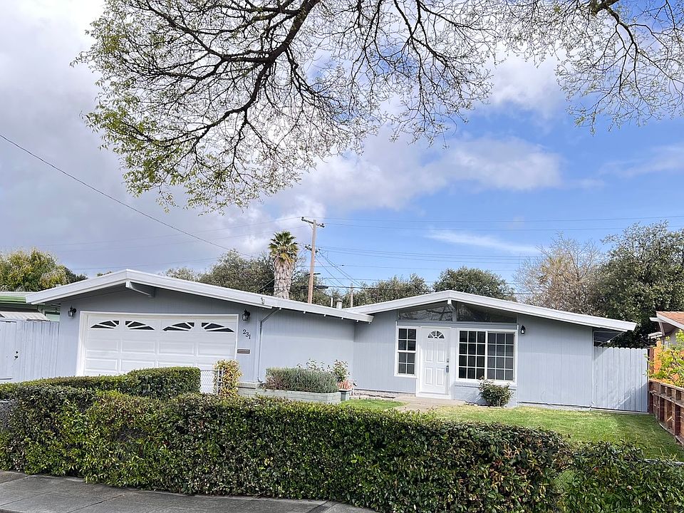 1st image of 231 Twinlake Dr