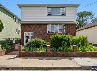 27-29 Crystal St, North Arlington, NJ 07031