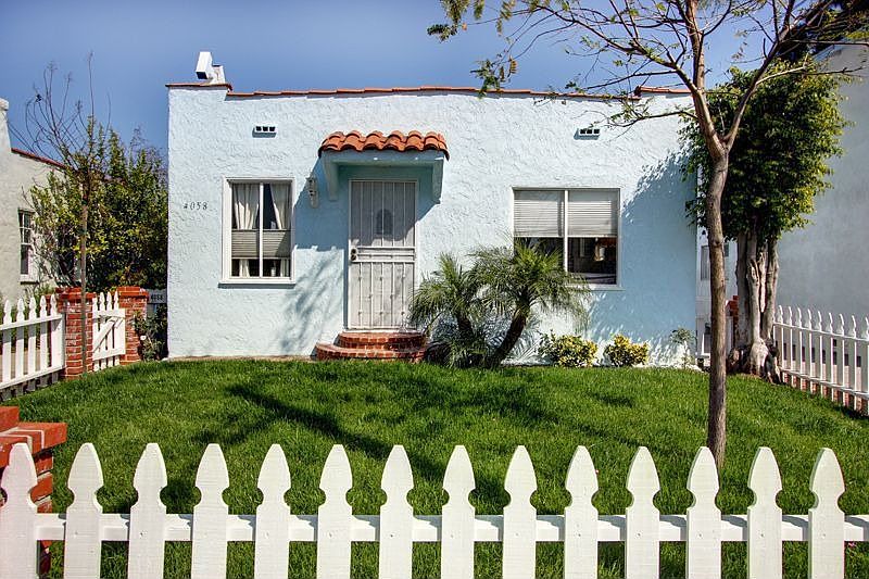 1st image of 4058 Wade St