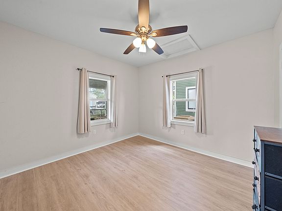 4th image of 708 Michigan Ave