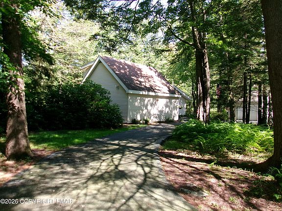 3rd image of 1231 Kilmer Rd