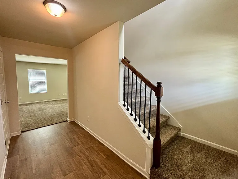 629 Carlton Pointe Dr — Photo 13
