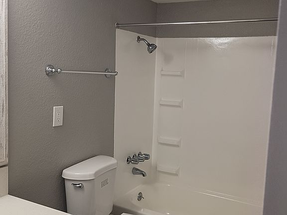 3rd image of 6444 Casada Way #9