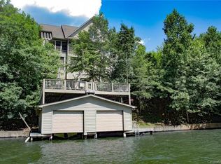 275 Deerwood Dr UNIT 19, Lake Lure, NC 28746