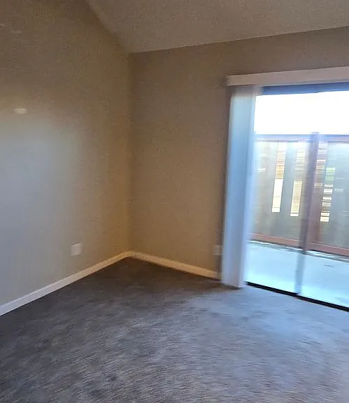 915 Moran Ct — Photo 8