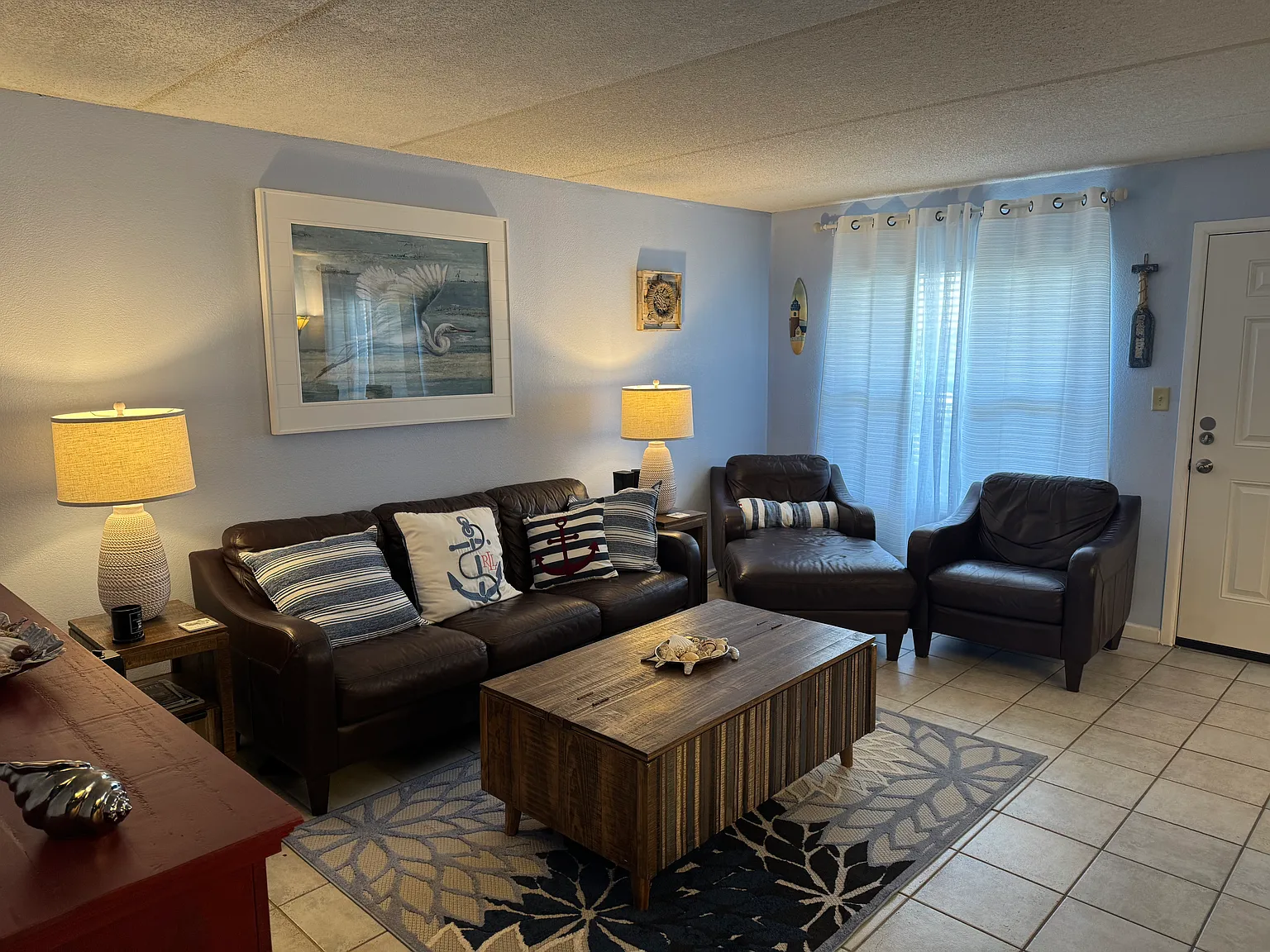 123 E Amberjack St — Photo 2