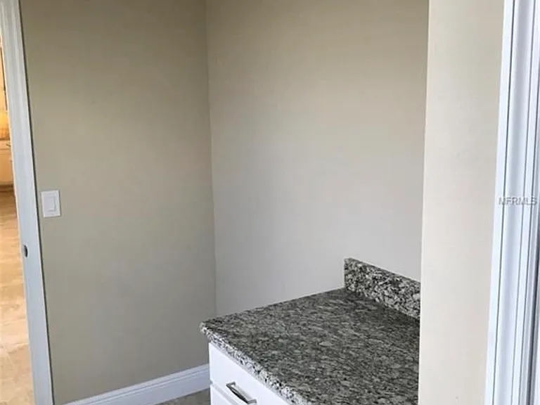 15498 Murcott Blossom Blvd — Photo 14