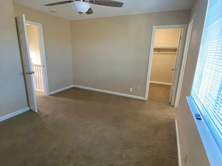 229 Potrero St — Photo 30