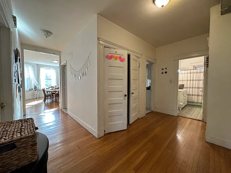 1908 Beacon St #3 — Photo 11