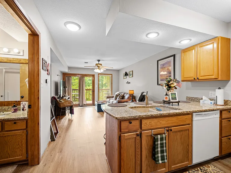 437 Notch Ln #5 — Photo 8