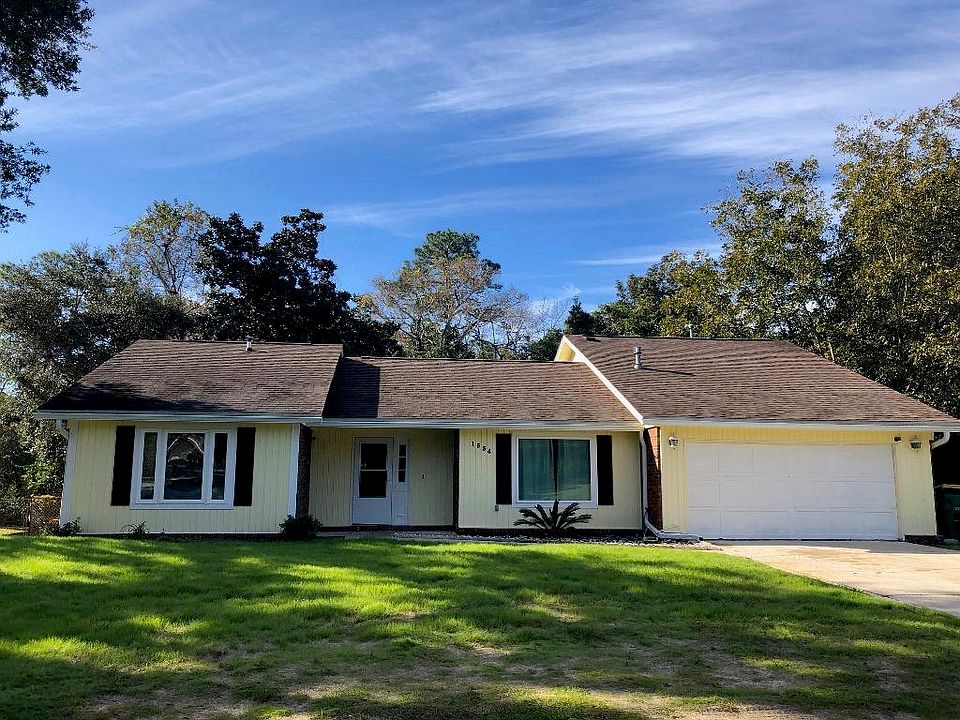 1st image of 1534 Royal Palm Dr
