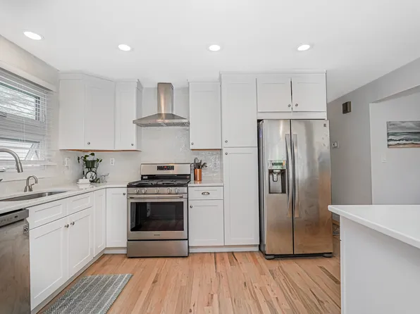 53 Ashland Avenue East image 1 of 39