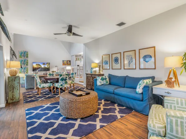 1075 Duval St APT R15, Key West, FL 33040