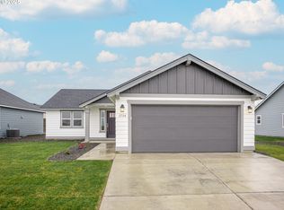 1136 SE Owyn Dr, Hermiston, OR 97838