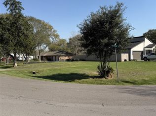 2719 West St, Rosenberg, TX 77471